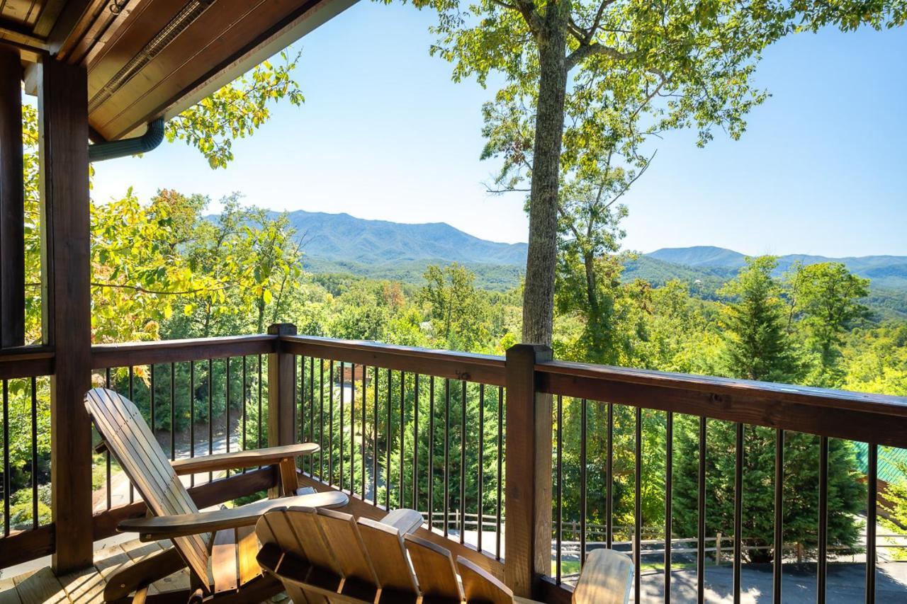 Another Day In Bearadise By Stony Brook Cabins Gatlinburg Exterior foto